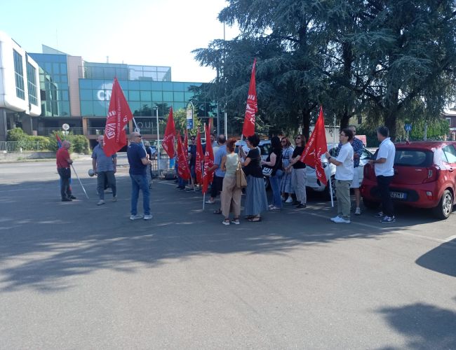 ZENITA GROUP: L’AZIENDA NON RITIRA IL PIANO, L’ASSEMBLEA DI MODENA DÀ MANDATO A PROSEGUIRE LA MOBILITAZIONE